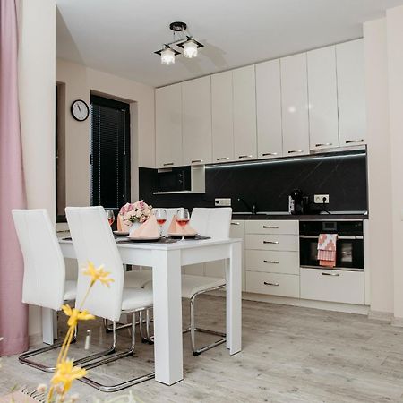 Rose Valley Apartment Kazanlŭk Esterno foto