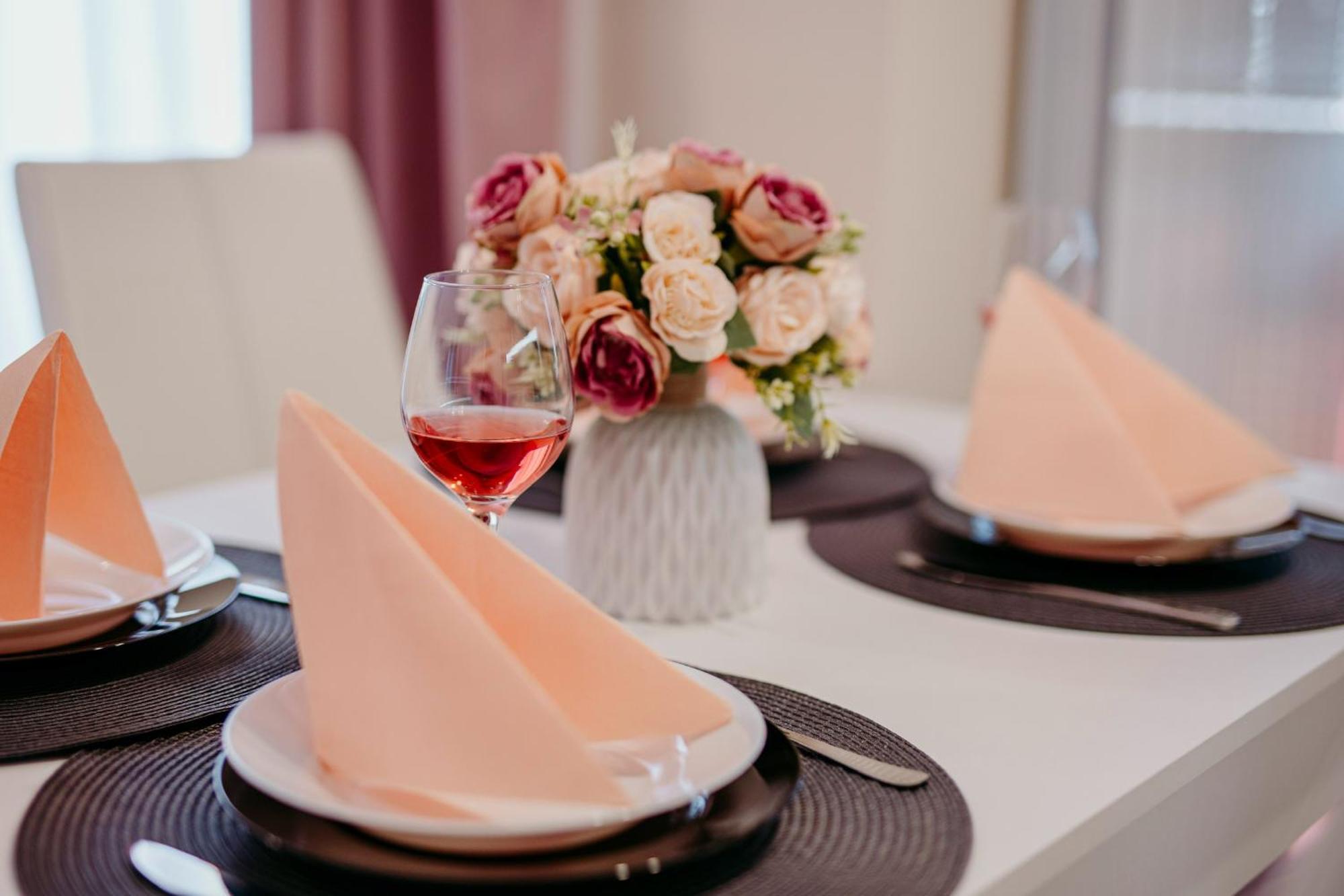 Rose Valley Apartment Kazanlŭk Esterno foto