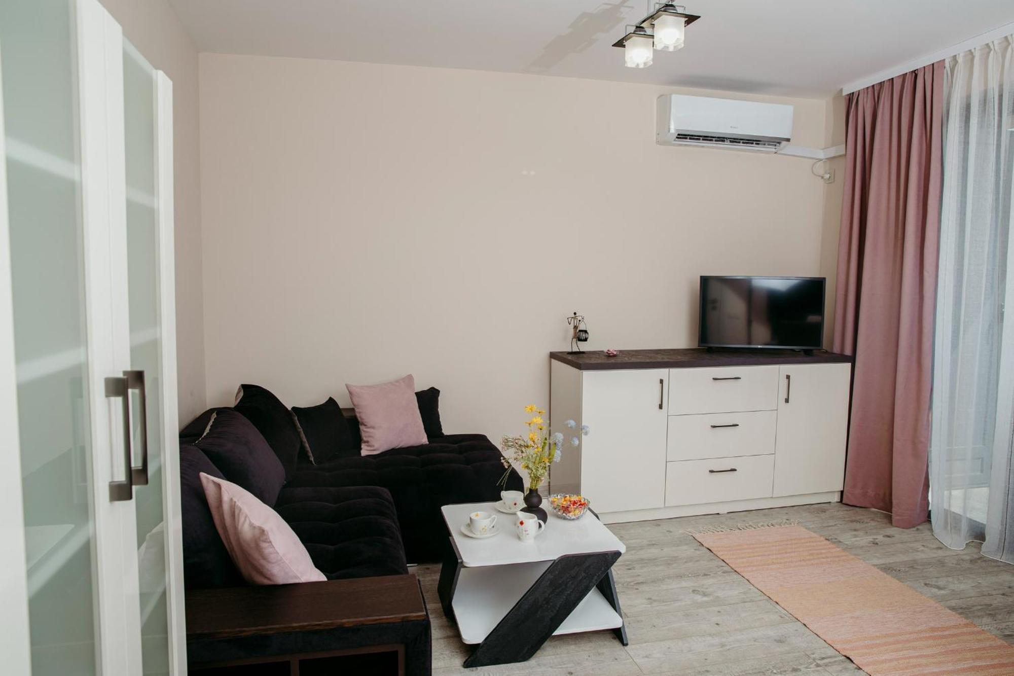 Rose Valley Apartment Kazanlŭk Esterno foto