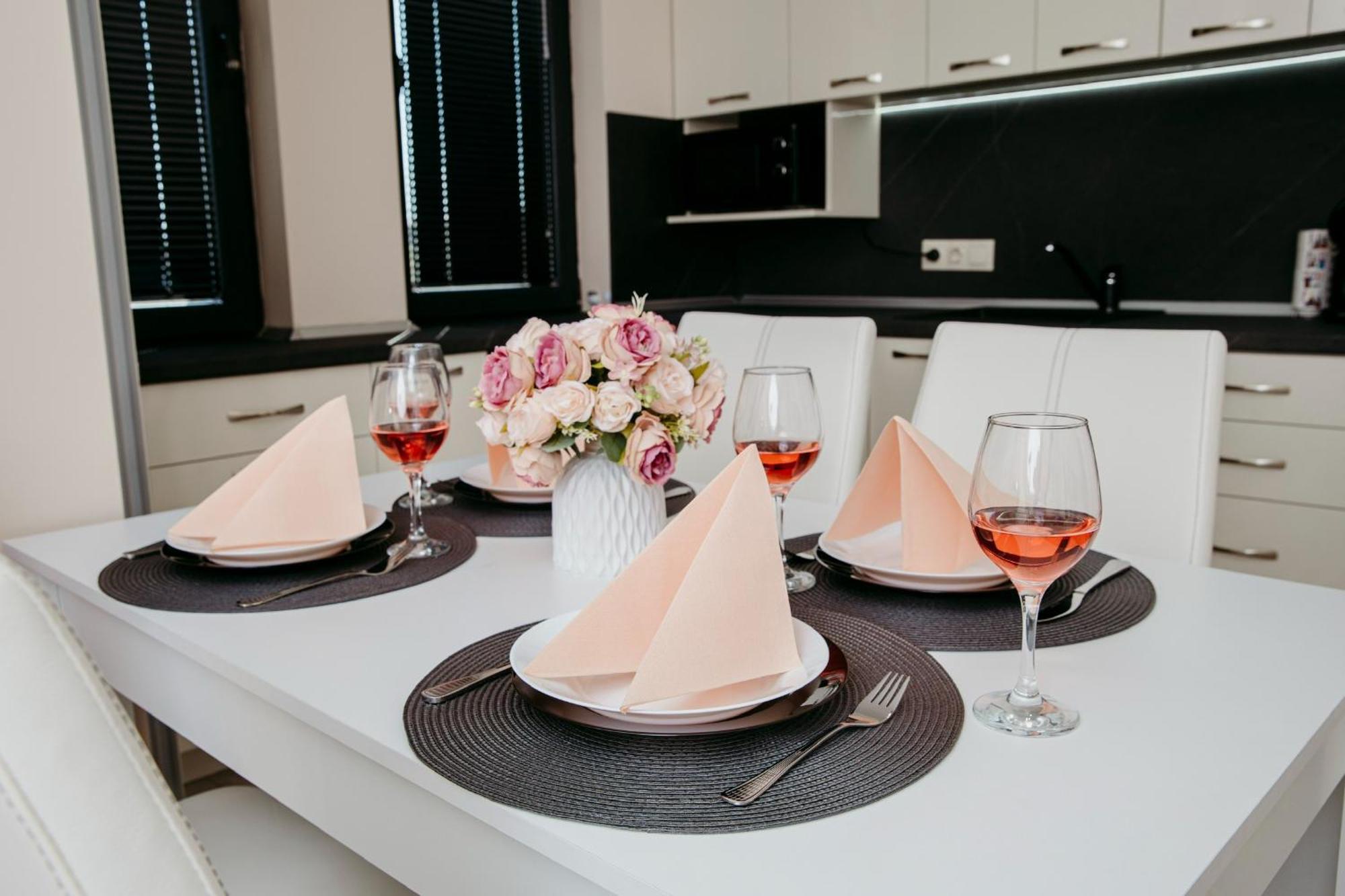 Rose Valley Apartment Kazanlŭk Esterno foto